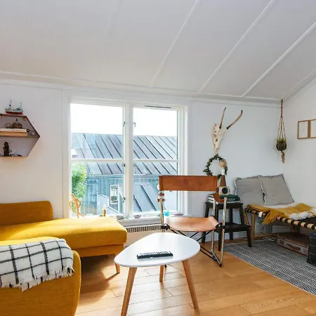 度假居 8 Person On A In